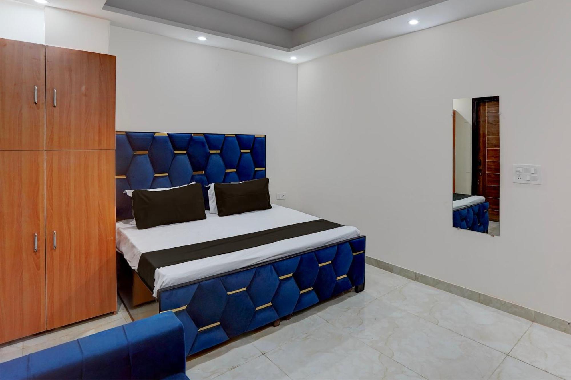 Hotel O R.N Residency Hotel Ghaziabad Esterno foto