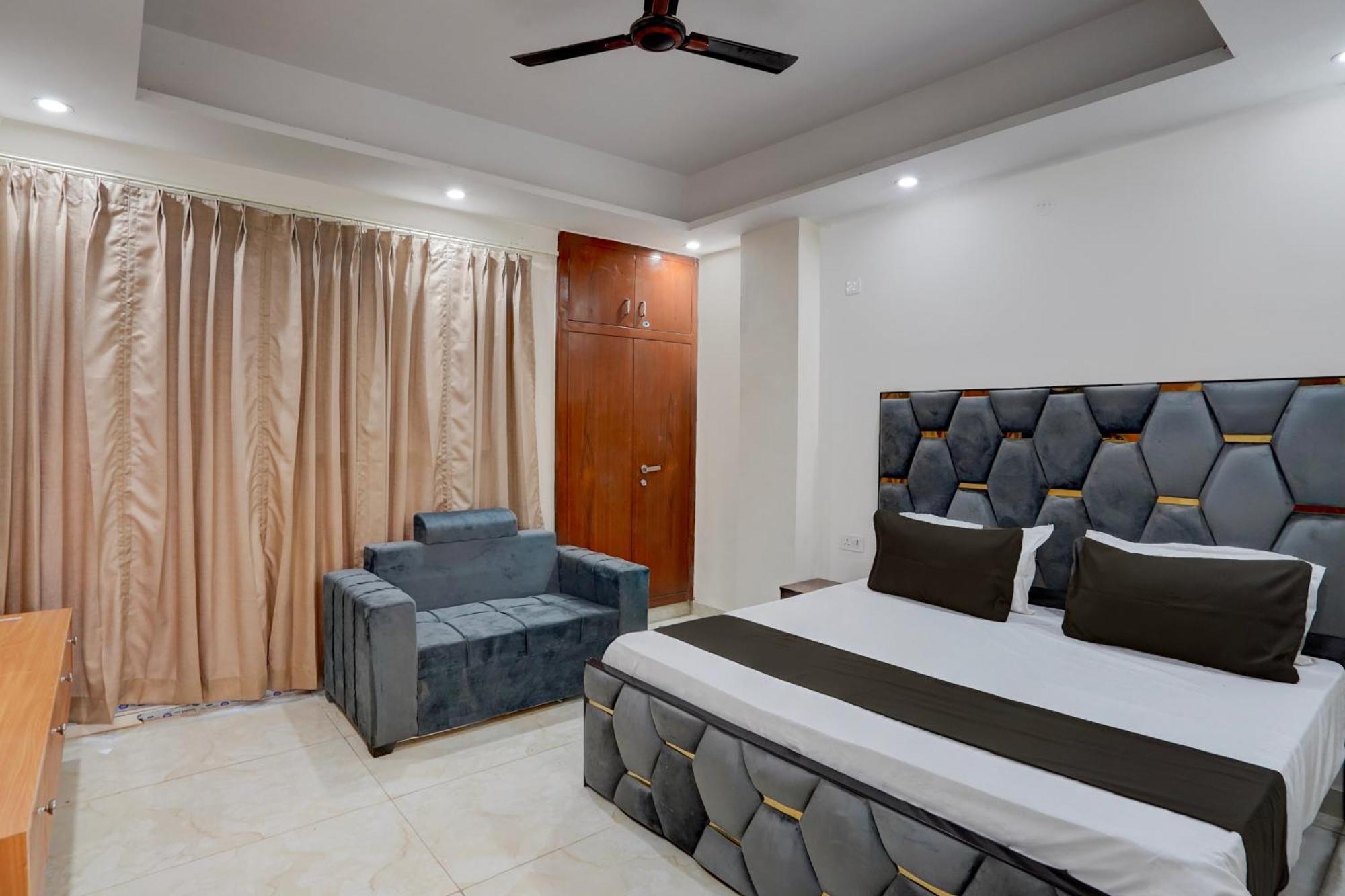 Hotel O R.N Residency Hotel Ghaziabad Esterno foto